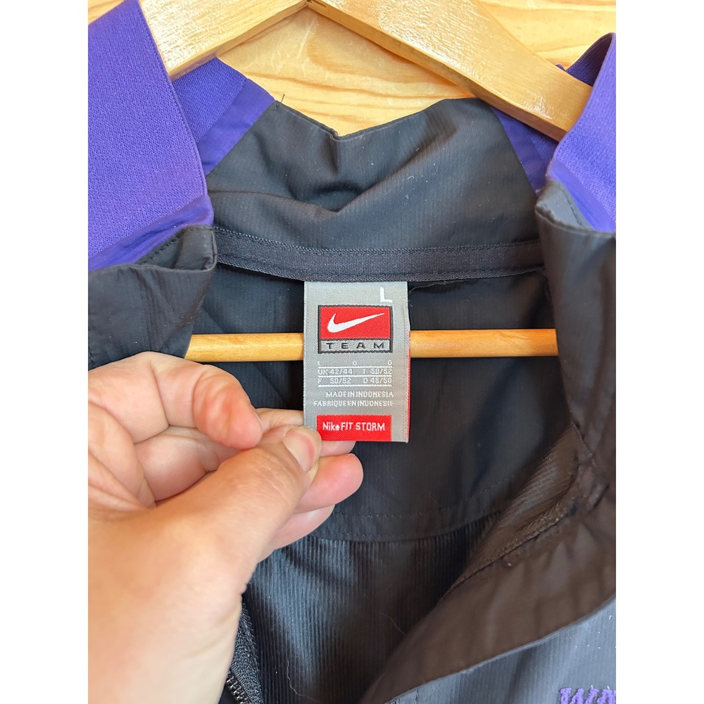Nike Team Washington Huskies NikeFIT Storm Windbreaker Jacket Black Purple Large - Picture 7 of 13